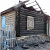 Жительница Красноярского края обиделась на возлюбленного и подожгла его дом 