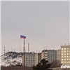 В Красноярске с Николаевской сопки сняли разорвавшийся российский флаг 
