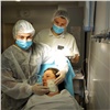 «Началось все с прыщика»: в красноярской краевой больнице провели кесарево сечение пациентке с гнойным воспалением 