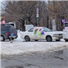 В Красноярске началась уличная торговля цветами к 8 Марта