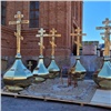 Красноярский митрополит освятил купола и кресты в разрушенном большевиками минусинском храме