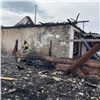 Причиной уничтожившего жилой дом пожара в Минусинском районе могла стать неправильная утилизация золы (видео)
