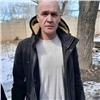 Полиция Красноярска показала фото «пристававшего» к детям мужчины