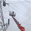 Энергетики продолжают устранять последствия штормового ветра в Красноярском крае