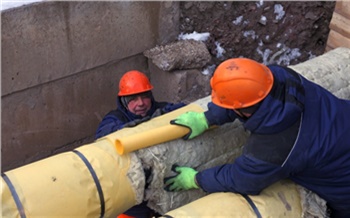 Система «светофор», «гармошка» и трубы в наследство: где и зачем зимой ремонтируют теплосети в Красноярске