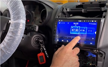 «Громче и ярче!»: как выбрать автомагнитолу и где в Красноярске быстро и качественно ее установить