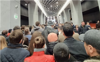 Штурм автобусов, рассадник заразы и мнимая безопасность: плюсы и минусы транспорта Москвы