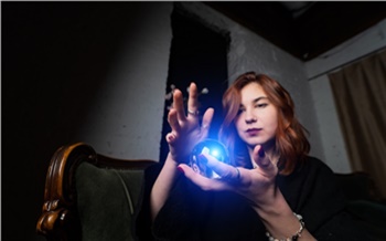 «Шаман-академик и волшебный крем для пяток»: как Москву захватили эзотерики и мракобесы, часть вторая