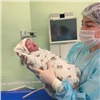 В Красноярске родился малыш весом всего 550 граммов
