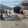 На красноярских дорогах начали заделывать крупные ямы