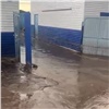Ливень затопил десятки домов в поселке на юго-западе Красноярского края (видео)