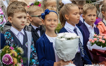 Выбираем букет к 1 сентября: цены и лучшие цветы 2025 года в Красноярске