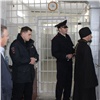 Священник проведал задержанных в железногорском ИВС