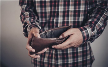 Пять привычек, опустошающих бюджет: как перестать незаметно терять деньги каждый день