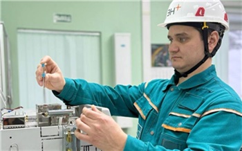 «Смотреть шире, учиться больше!»: как построить успешную карьеру энергетика на Красноярской ГЭС