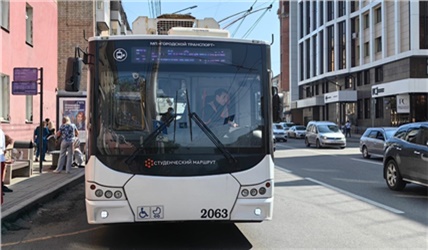 «Не займет много времени»: в Красноярске готовятся запустить троллейбусы в Солнечный