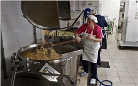 «Дома так не едим»: пациенты Красноярской краевой больницы оценили качество питания