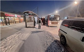 У двух красноярских автобусных маршрутов возникли проблемы с выходом транспорта в мороз