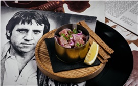 Ресторан «Хозяин Тайги» приглашает красноярцев на день рождения Владимира Высоцкого