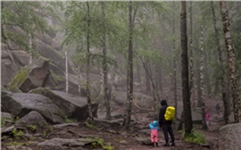 Красноярцы возмутились запретом подниматься на скалы в нацпарке «Столбы»