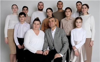 «Многодетность — это счастье и богатство»: как в Красноярском крае поддерживают семьи с детьми