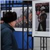 В Красноярске открыли выставку с фотографиями бойцов СВО и ветеранов