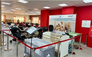 «Не коляски „на полгода“, а надежные вещи»: как в Красноярске работает пункт проката предметов для новорожденных