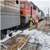Электровоз загорелся в Красноярском крае (видео)