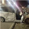 Трое взрослых и двое детей пострадали в ночном ДТП на трассе Красноярского края
