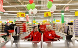 Российские продуктовые сети впервые с пандемии столкнулись с падением посещаемости