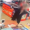 Житель Овсянки устроил разбой в магазине ради двух бутылок пива и пачки сигарет (видео)