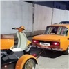 Красноярец продает раритетный оранжевый «Москвич» 2140 за 905 тысяч рублей