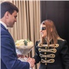 Певица Диана Гурцкая прилетела в Красноярск поддержать детей с нарушениями зрения 