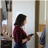 В Красноярском крае более 8 тысяч выпускников сдают ЕГЭ по физике и обществознанию
