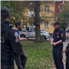 В Ленинском районе Красноярска полицейские пресекли 40 правонарушений и изъяли нелегальный табак на миллионы (видео)
