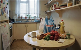 «Масло — в 10 раз, хлеб — в 7,5»: как изменились цены на продукты в Красноярске за 20 лет