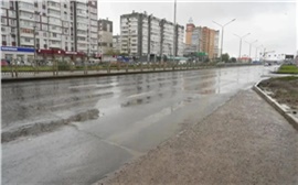 В Красноярске приводят в порядок проезды на улице Молокова