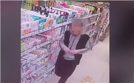 В Шарыпове поймали покупателя, подравшегося с охранницей ради бутылки пива
