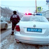 В Минусинске инспекторы ГАИ помогли спасти мужчину с больным сердцем (видео)