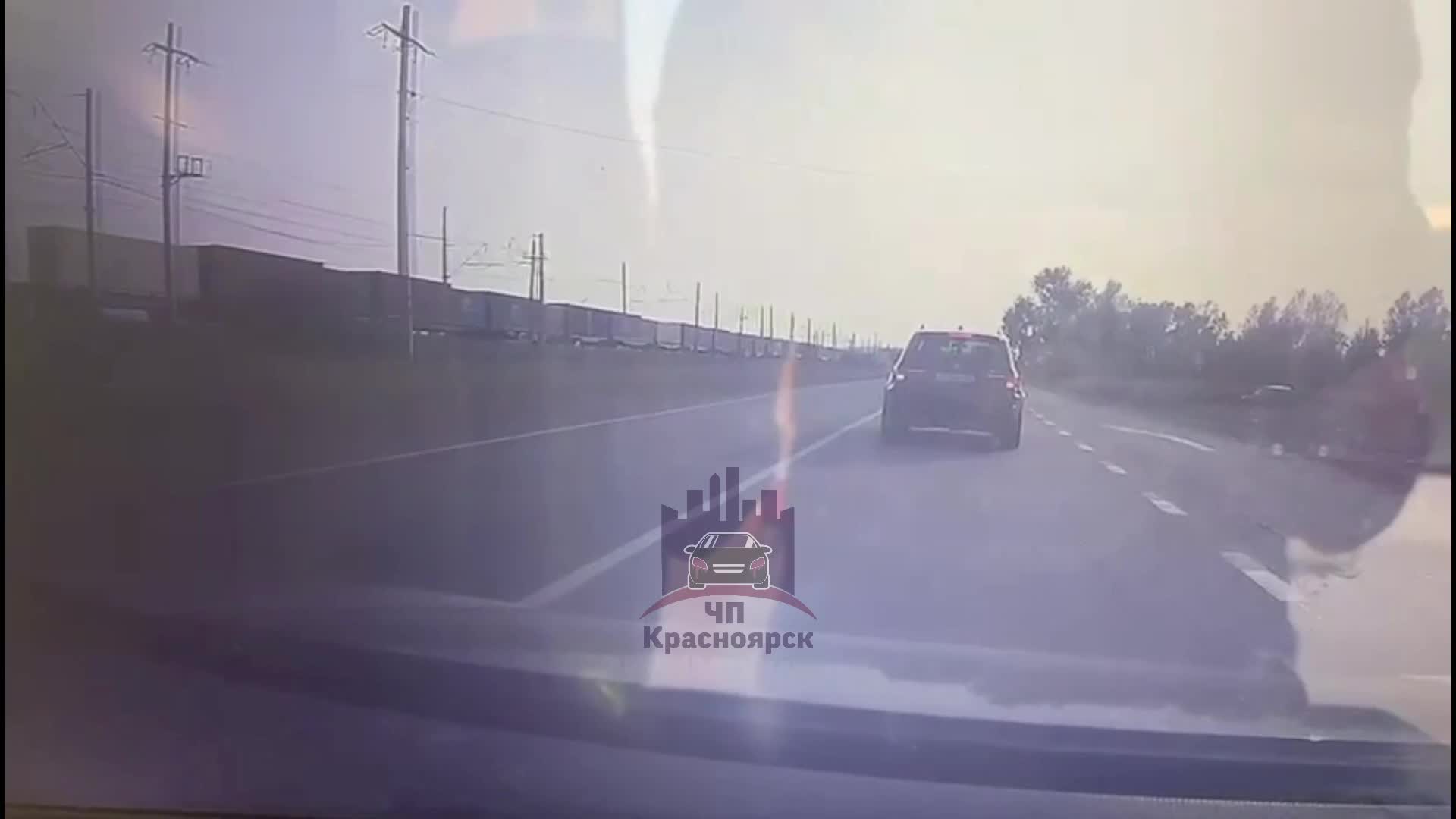 Видео с регистратора аварии. ДТП Северное шоссе Красноярск. Красноярское шоссе авария.