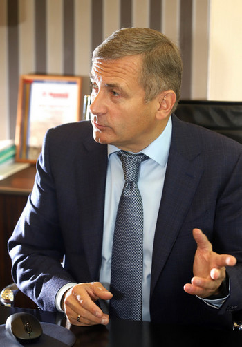 Сергей Гущин &mdash; управленец с большим опытом